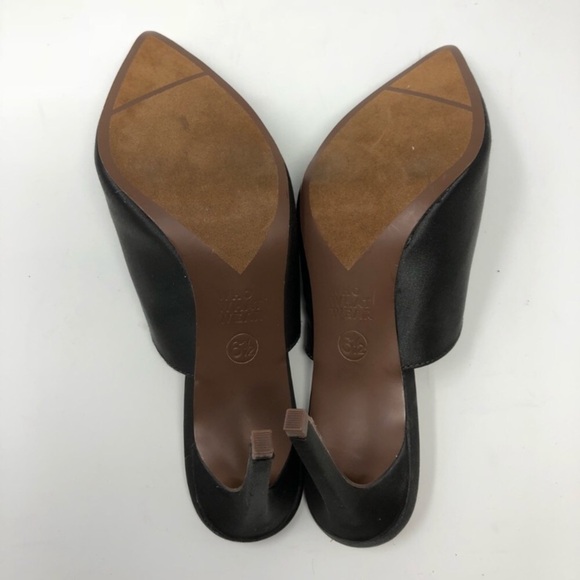 WHO WHAT WEAR Satin V Heels in Graphite - Picture 11 of 15